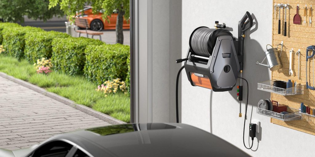 Enhancing Your Outdoor Experience: A Guide to Retractable Garden Hose Reels, Giraffe Tools, and Pressure Washers
