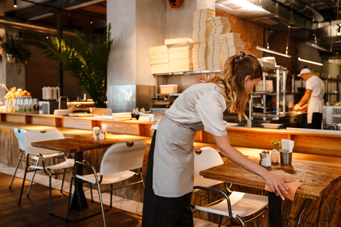From Kitchen to Table: Ensuring Spotless Standards in Restaurants