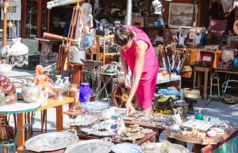 Hidden Treasures: How to Find and Buy Valuable Antiques