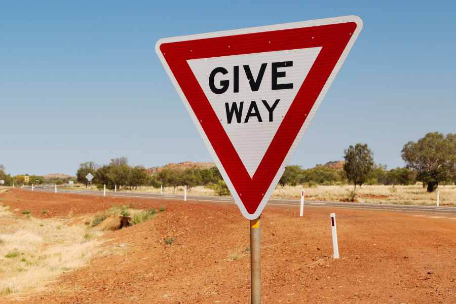 When to Give Way: Essential Scenarios on the Road