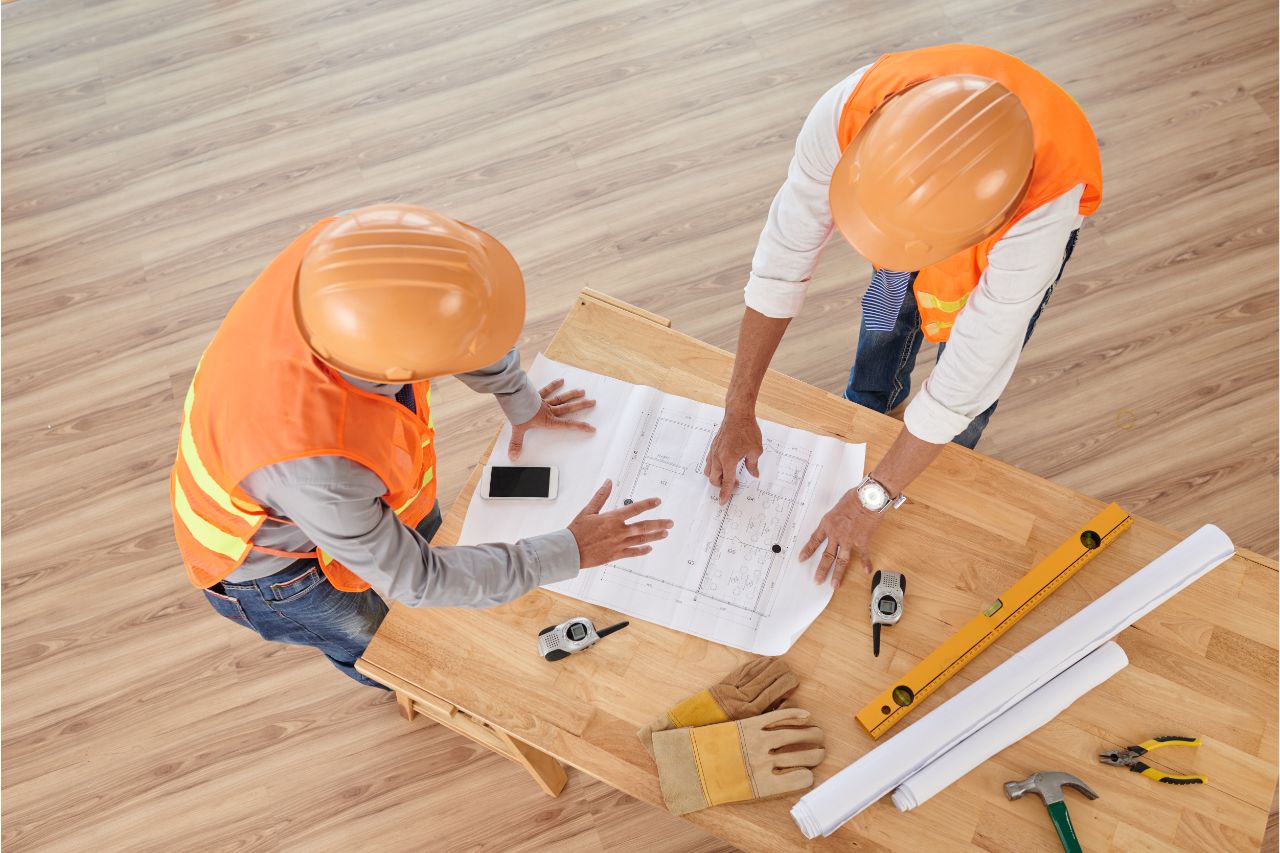 Should You Hire a Contractor? 5 Things to Know